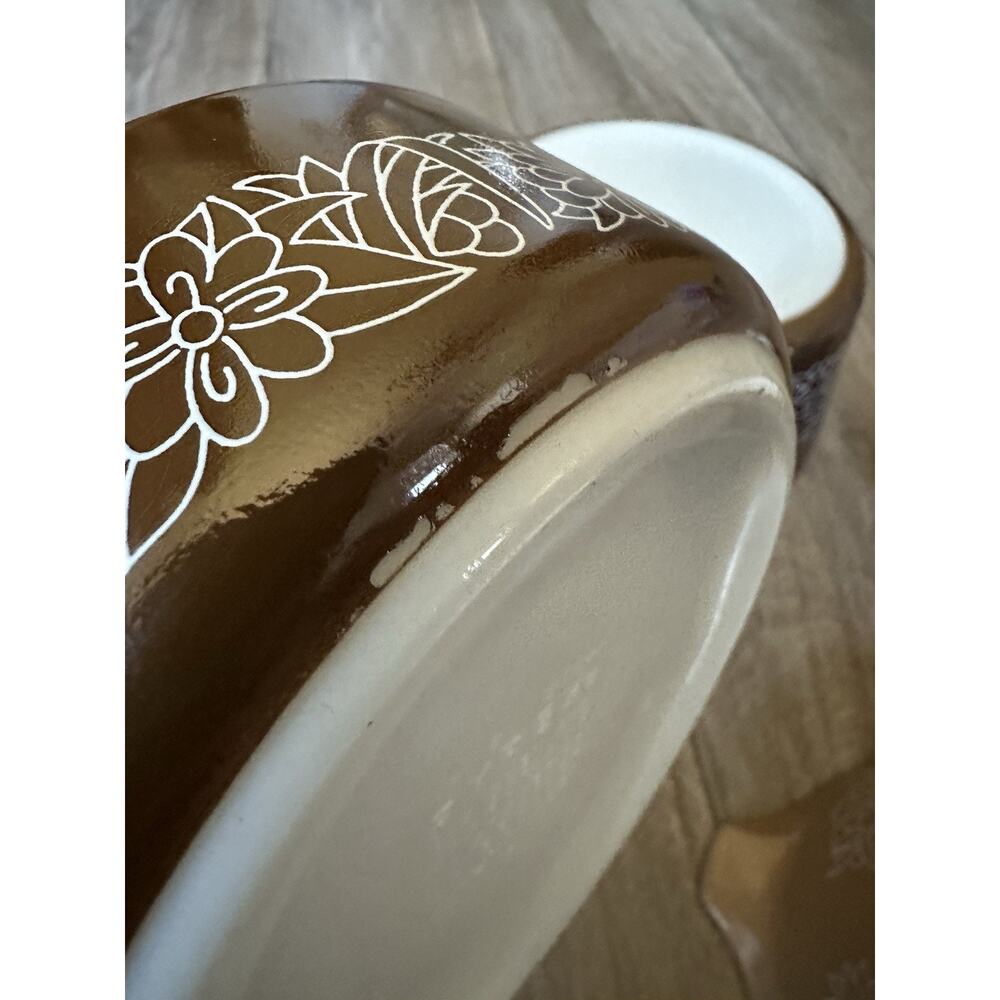 Vintage Pyrex Woodland Set Casserole Dishes 471-B, 472-B, 473-B 474-B - Picture 4 of 16